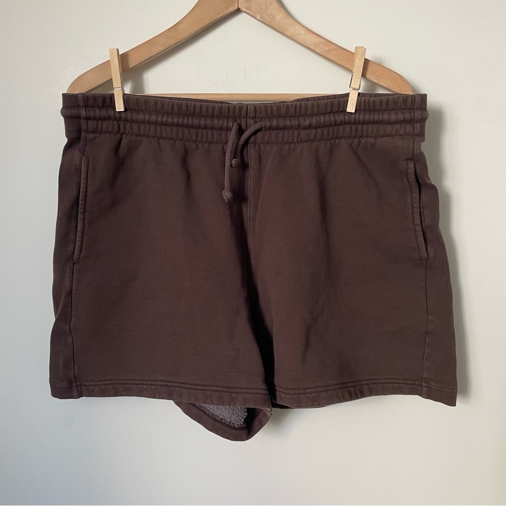 Aritzia TNA Cozy Fleece Shorts Brown Size Large